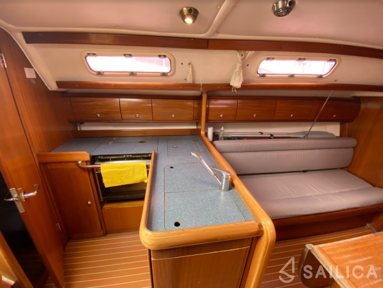 Bavaria 36 - Yacht Charter Sailica