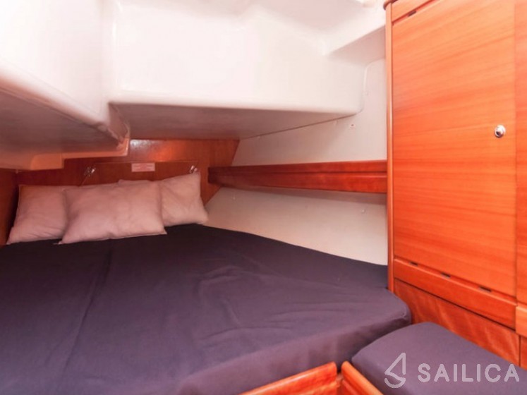 Bavaria 37 Cruiser - Yacht Charter Sailica