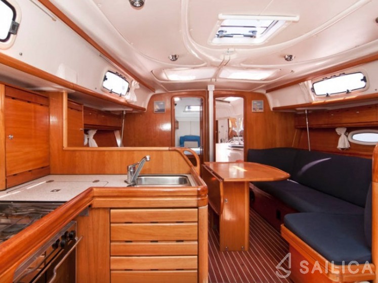 Bavaria 37 Cruiser - Yacht Charter Sailica