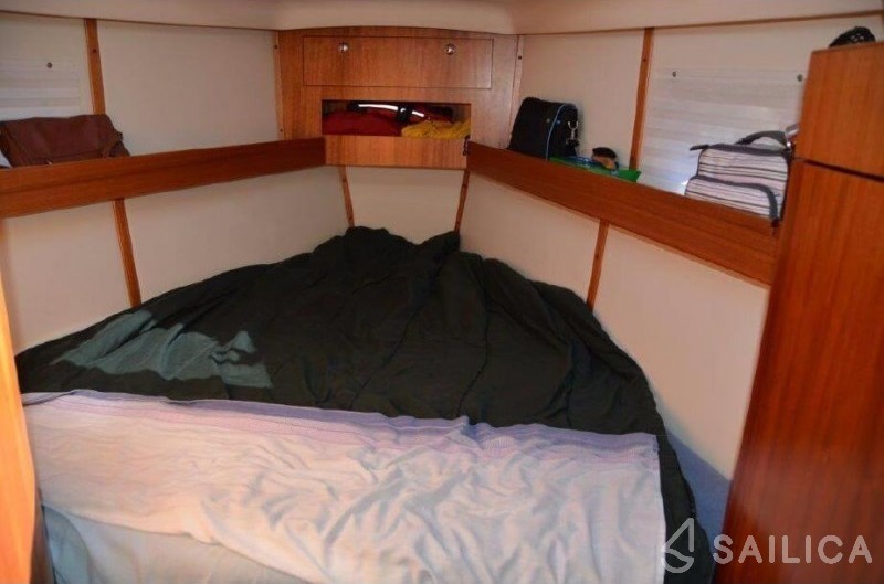 Elan 434 Impression - Yacht Charter Sailica