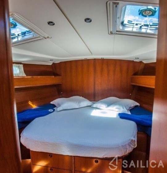 Sun Odyssey 54DS - Yacht Charter Sailica