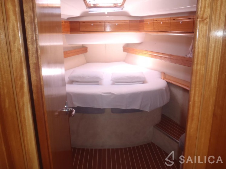 Bavaria 46 Cruiser - Yacht Charter Sailica