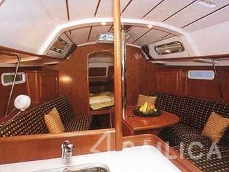 Beneteau 331 - Yacht Charter Sailica
