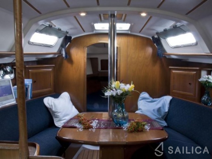 Beneteau 331 - Yacht Charter Sailica