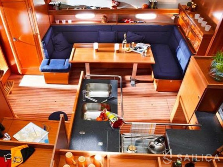Bavaria 51 Cruiser - Yacht Charter Sailica