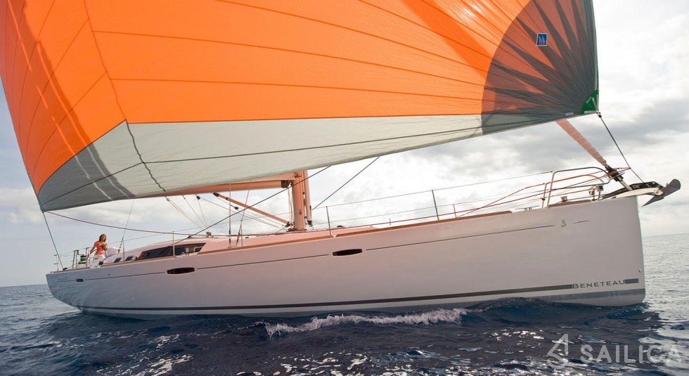 Oceanis 54 - Yacht Charter Sailica