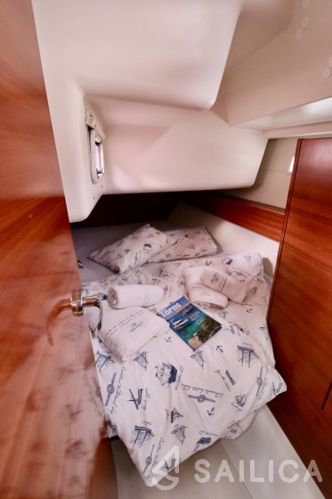 Salona 38 - Yacht Charter Sailica