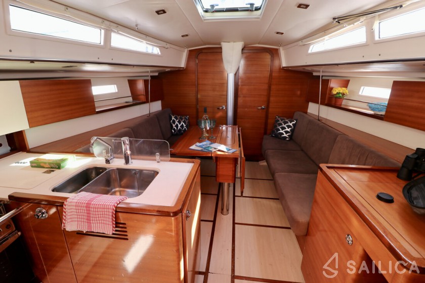 Salona 38 - Yacht Charter Sailica