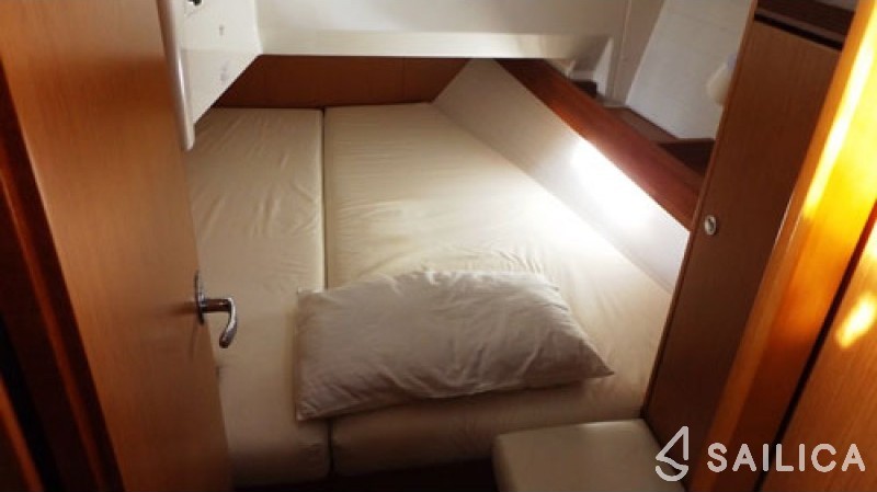 Bavaria 36 - Yacht Charter Sailica