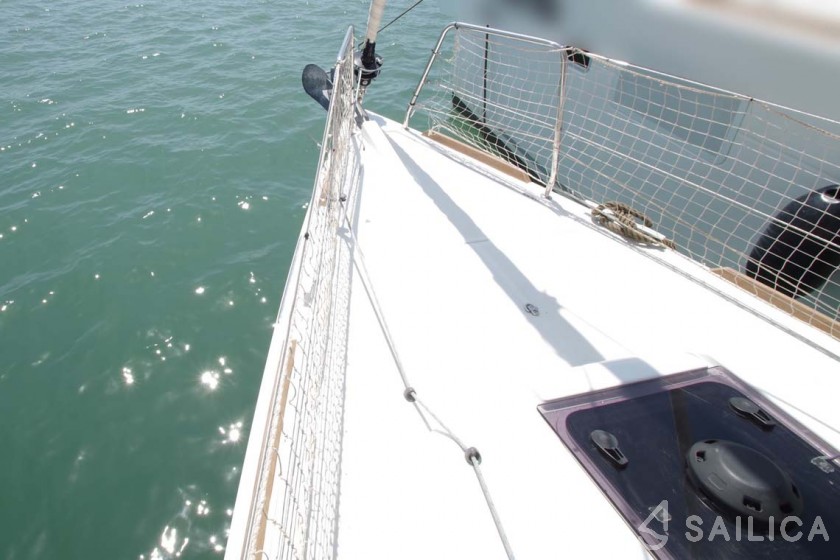 Sun Odyssey 349 - Yacht Charter Sailica