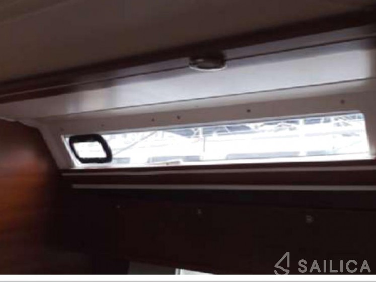 Dufour 450 GL - Yacht Charter Sailica