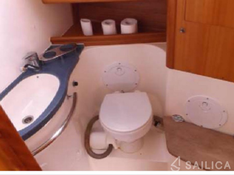 Bavaria 50 Cruiser - Yacht Charter Sailica