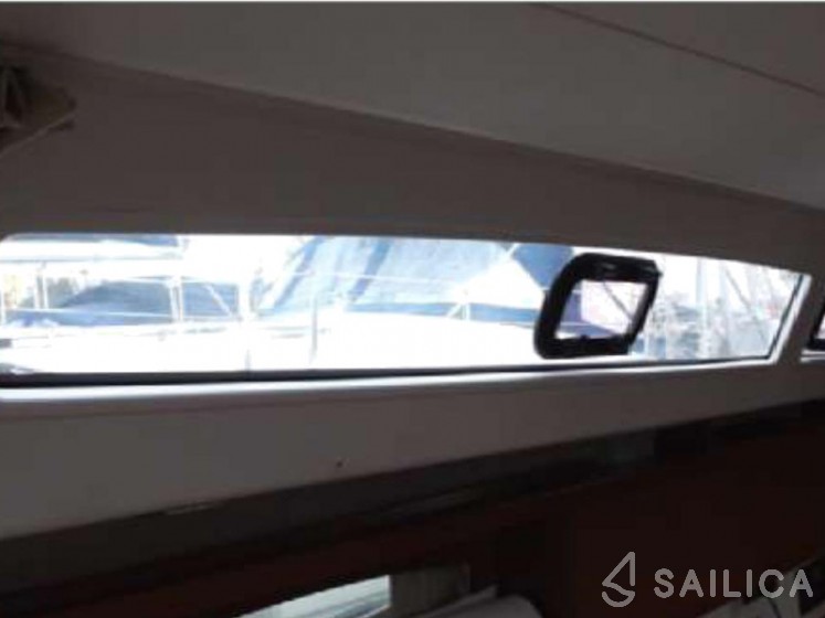 Oceanis 50 Family - Yacht Charter Sailica