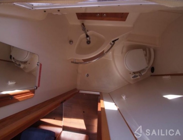 Elan 384 Impression - Yacht Charter Sailica