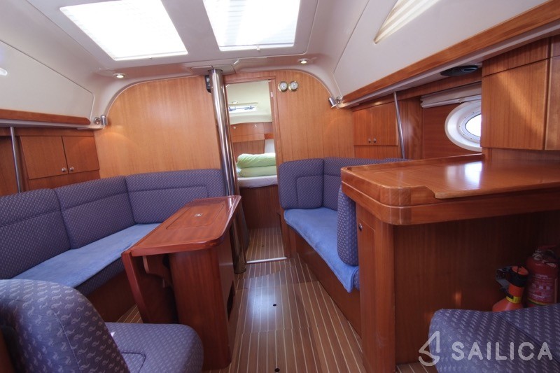 Elan 384 Impression - Yacht Charter Sailica