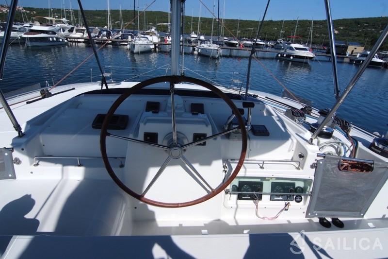 Lagoon 440 - Yacht Charter Sailica
