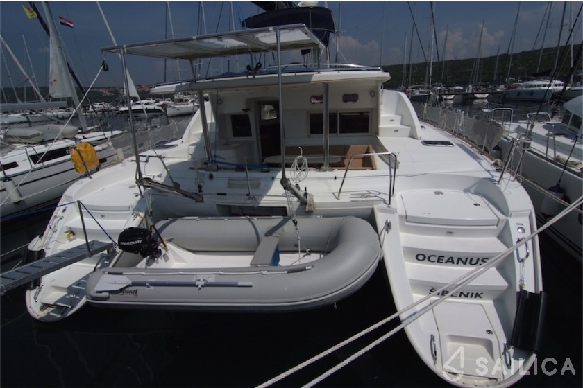 Lagoon 440 - Yacht Charter Sailica