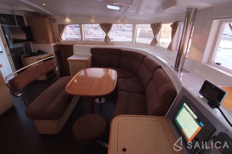 Lagoon 440 - Yacht Charter Sailica