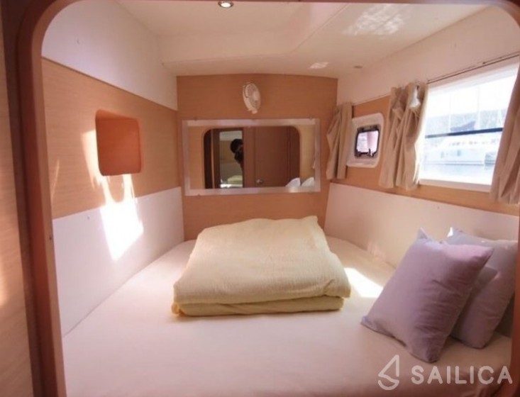 Lagoon 440 - Yacht Charter Sailica