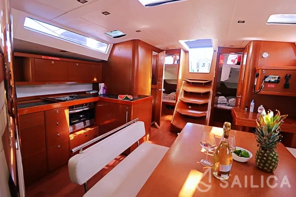 Oceanis 48 - Yacht Charter Sailica