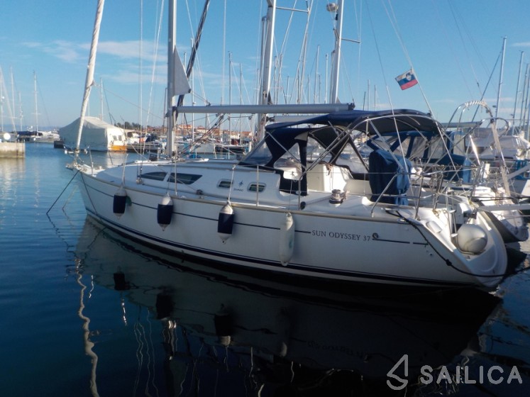 Sun Odyssey 37 - Yacht Charter Sailica