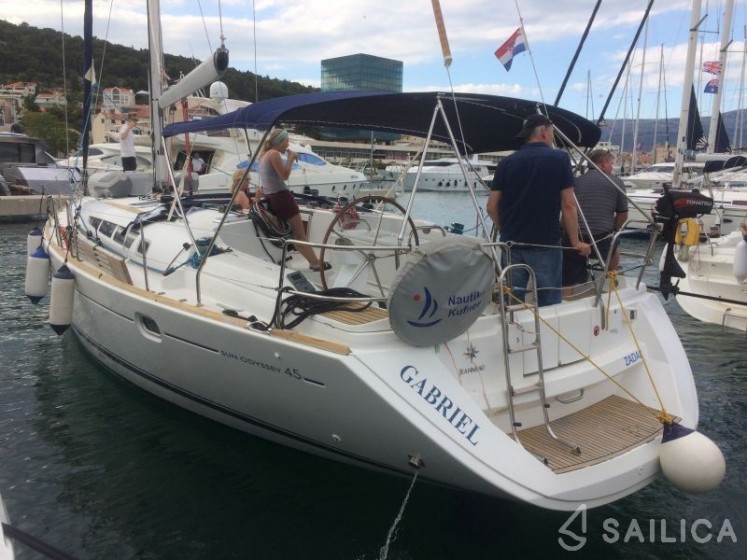 Sun Odyssey 45 - Yacht Charter Sailica