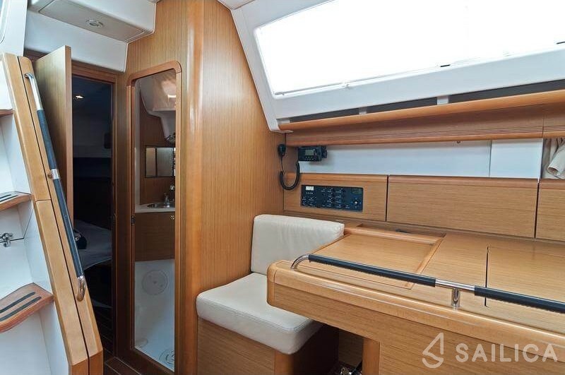 Sun Odyssey 45 - Yacht Charter Sailica