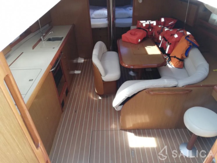 Sun Odyssey 45 - Yacht Charter Sailica