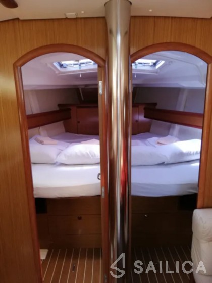 Sun Odyssey 45 - Yacht Charter Sailica