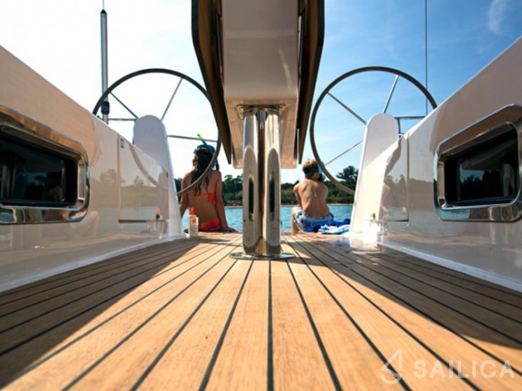 Bavaria 41 Cruiser - Yacht Charter Sailica