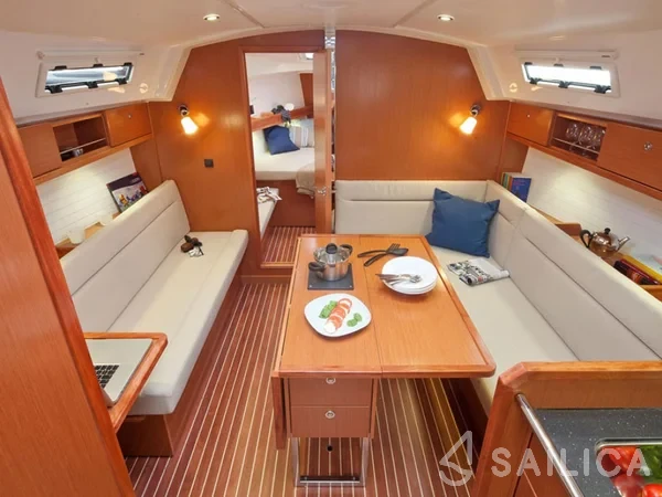 Bavaria 36 - Yacht Charter Sailica