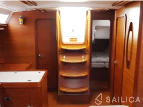 Dufour 450 GL - Yacht Charter Sailica