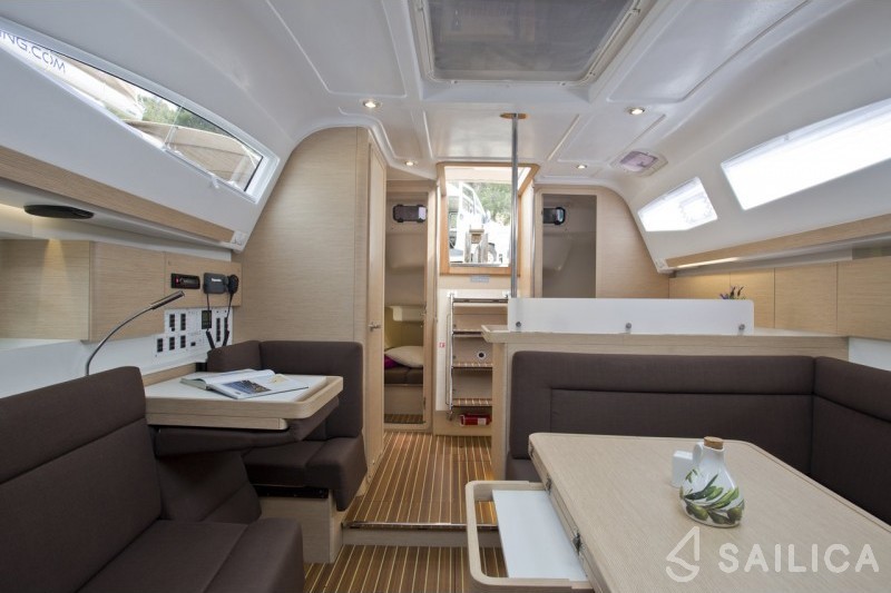 Elan 40 Impression - Yacht Charter Sailica