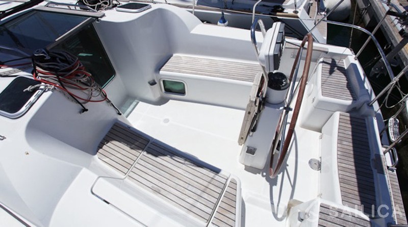Sun Odyssey 36i - Yacht Charter Sailica