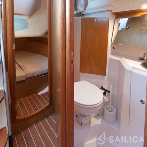Sun Odyssey 36i - Yacht Charter Sailica