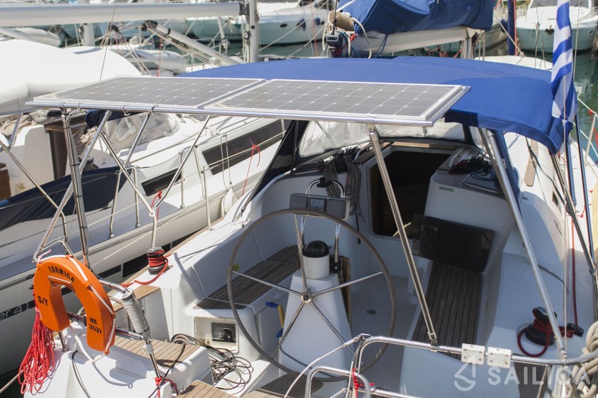Sun Odyssey 36i - Yacht Charter Sailica
