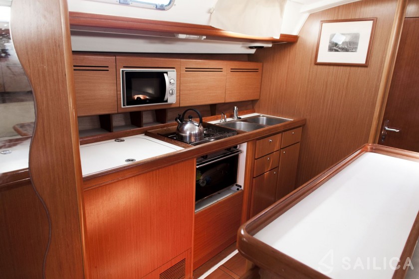 Cyclades 50.5 - Yacht Charter Sailica