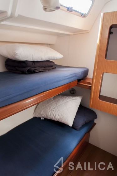 Cyclades 50.5 - Yacht Charter Sailica