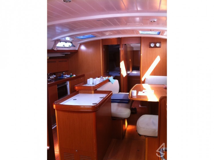Cyclades 50.5 - Yacht Charter Sailica