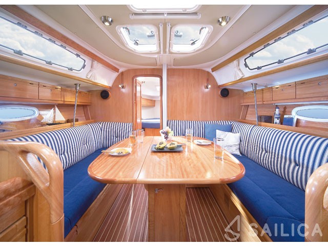 Bavaria 38 - Yacht Charter Sailica