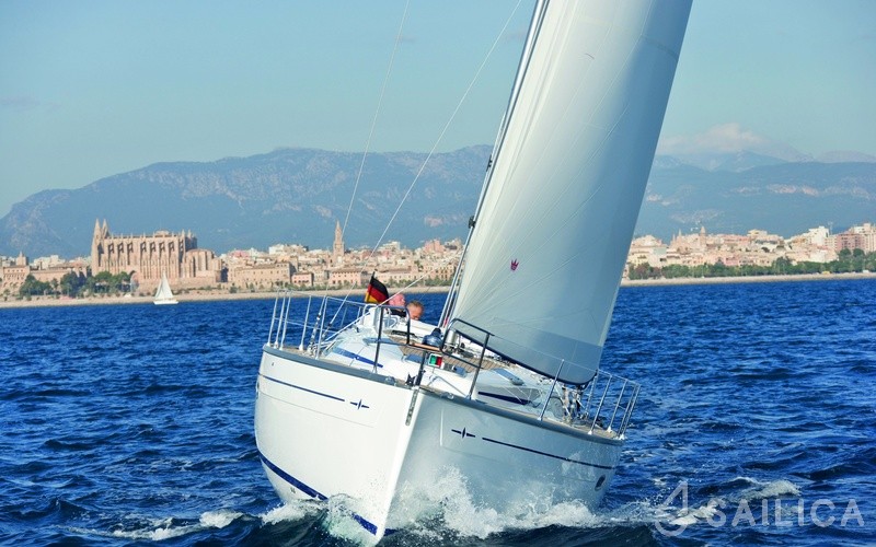 Bavaria 38 - Yacht Charter Sailica