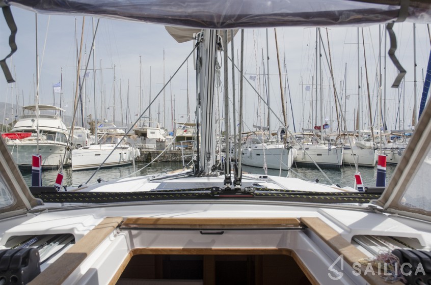 Sun Odyssey 479 - Yacht Charter Sailica