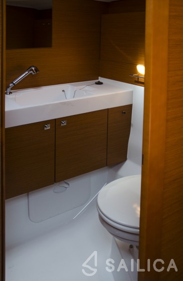 Sun Odyssey 479 - Yacht Charter Sailica