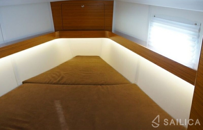 Elan 45 Impression - Yacht Charter Sailica