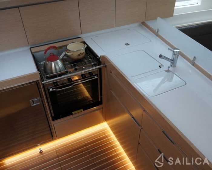 Elan 45 Impression - Yacht Charter Sailica