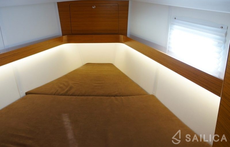 Elan 45 Impression - Yacht Charter Sailica