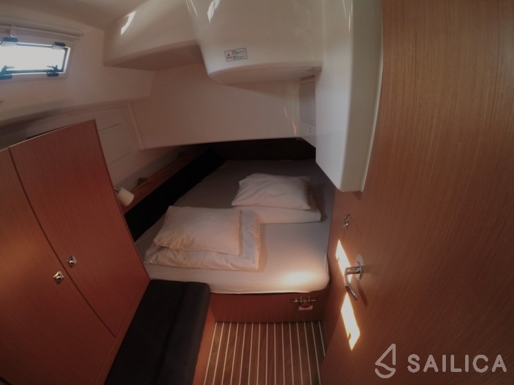 Bavaria 41 Cruiser - Yacht Charter Sailica