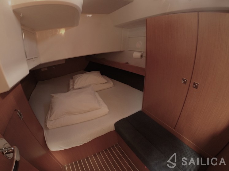 Bavaria 41 Cruiser - Yacht Charter Sailica