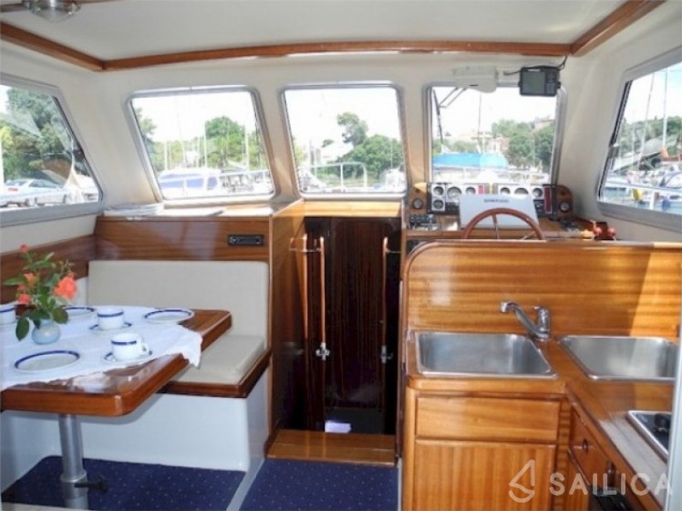 Adria 1002 - Yacht Charter Sailica