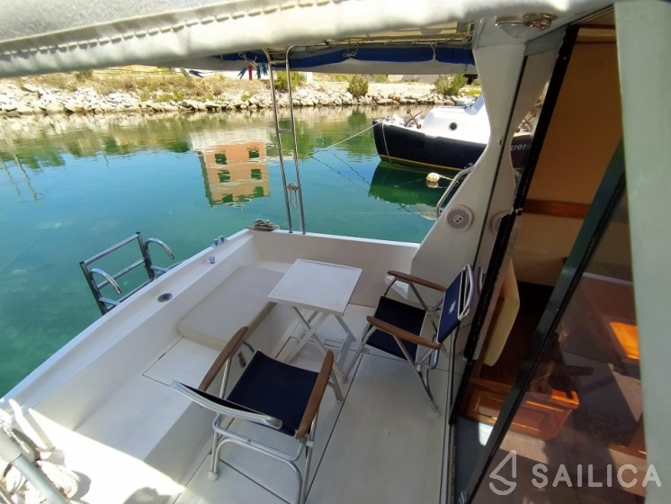 Adria 28 Luxus - Yacht Charter Sailica